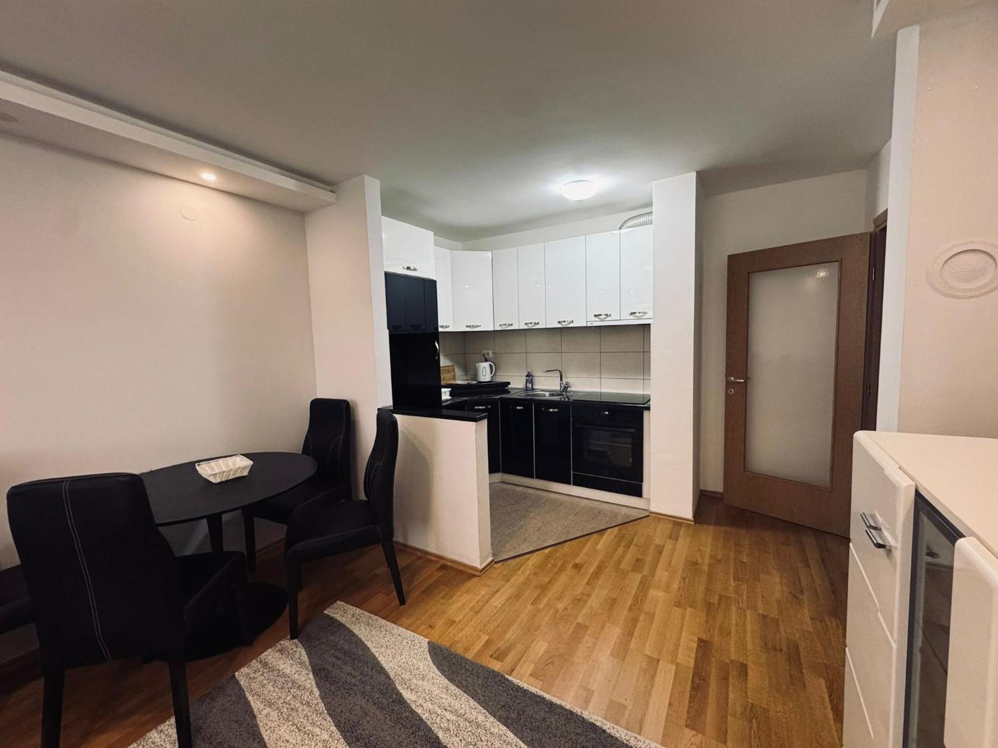 Ognjen Apartman Donje Mladice Eksteriør billede
